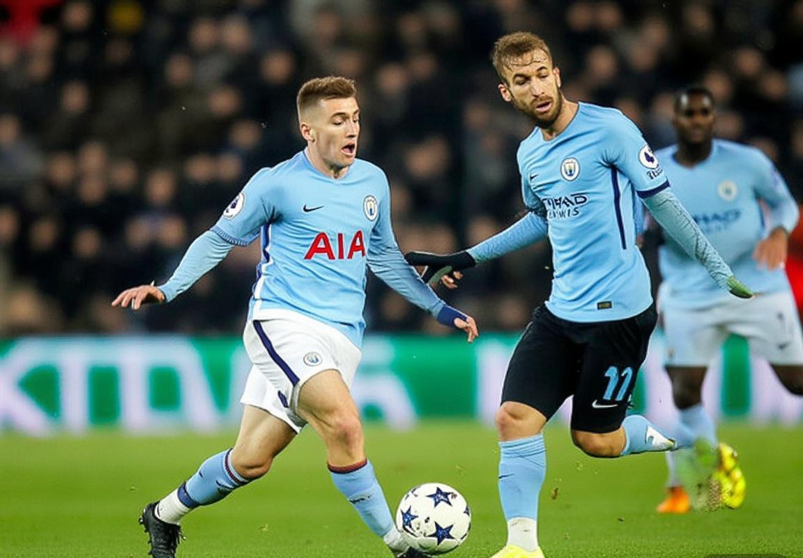 西甲英超曼城热刺西甲巴萨马竞德甲拜仁多特蒙德意甲米兰德比：欧洲足坛巅峰对决周末上演